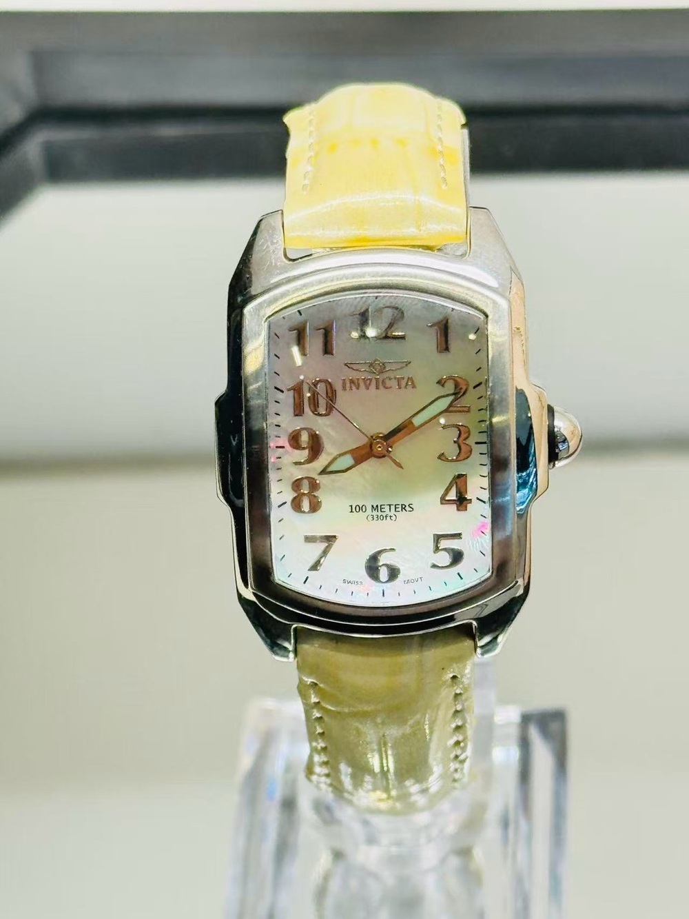 Invicta Baby Lupah II Women’s Watch Mother of Pearl Dial 32mm New Battery Runs
